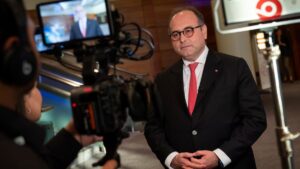 Reflecting on the Diplomacy of Small  States